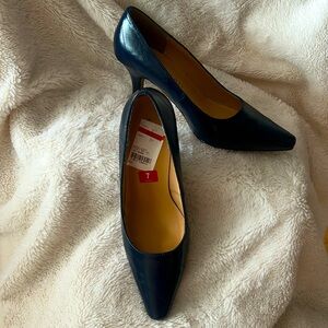 Karen Scott ‘Clancy’ Navy Heels.